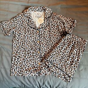 Snuggle Bums Women’s Bamboo Shorts Set